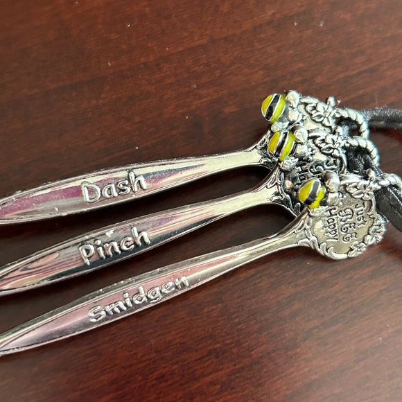 Measuring Spoons - Picture 4 of 6